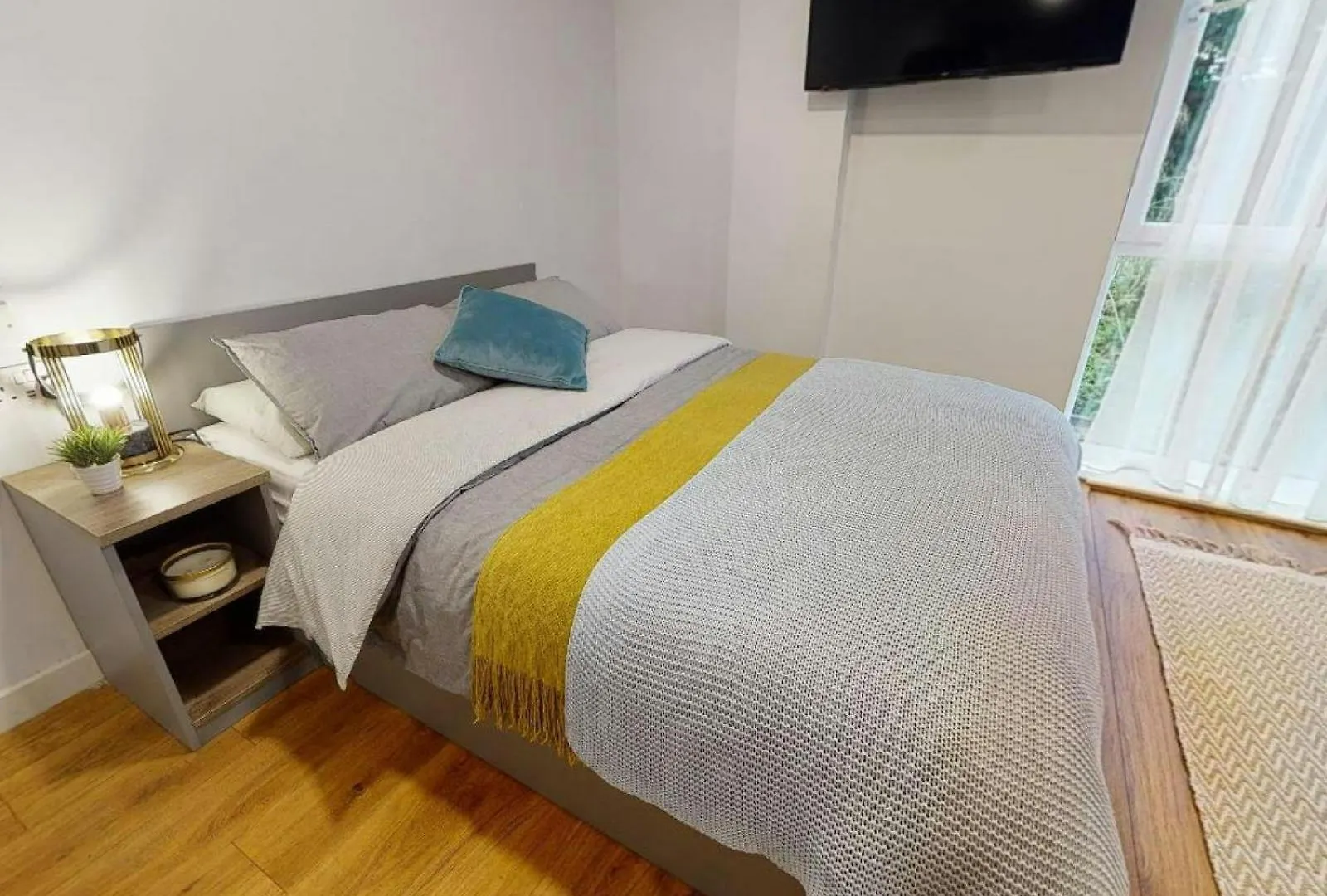 Student Only Private Room In Apartments At Collingwood Newcastle upon Tyne 0*,